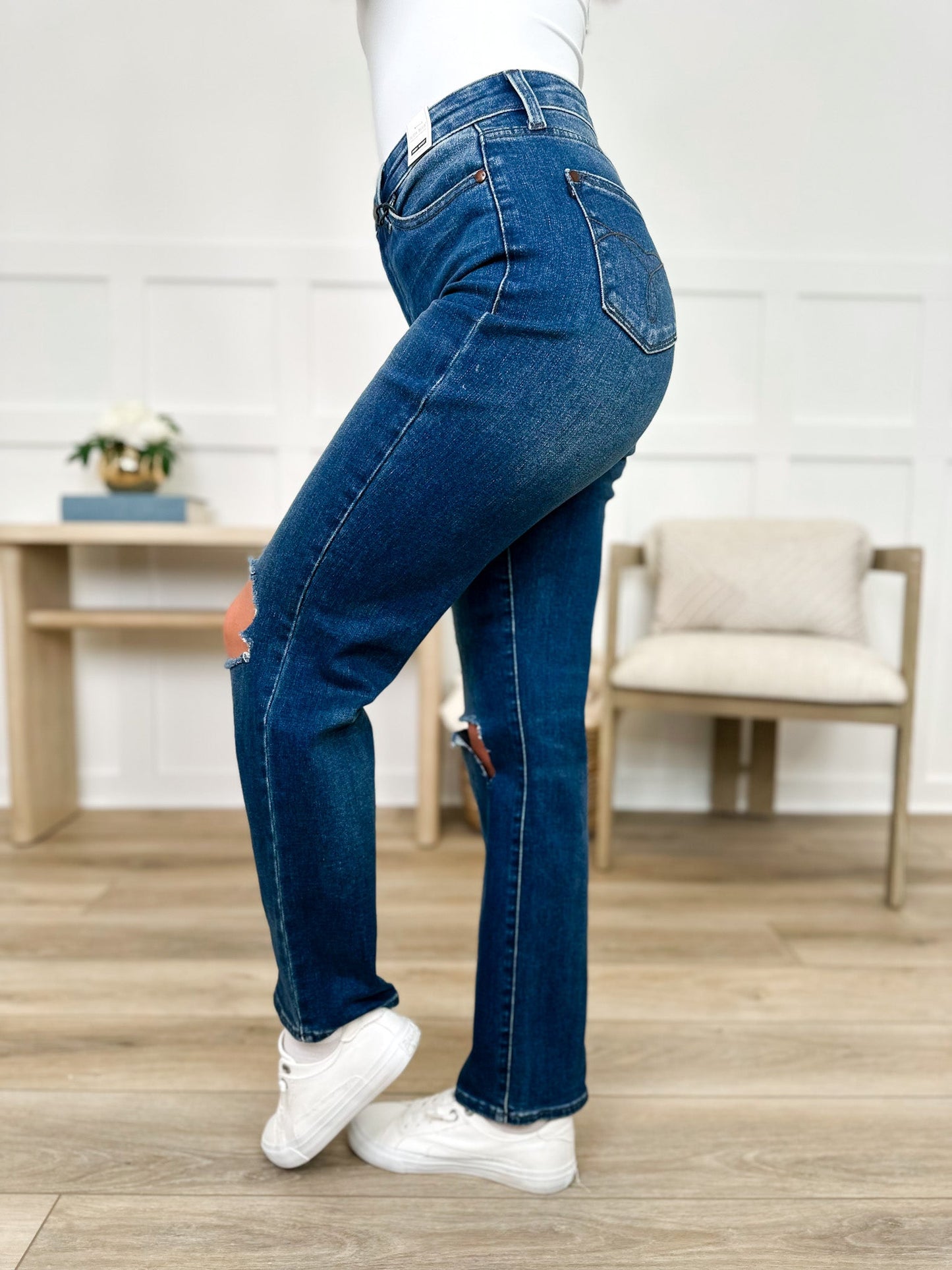 Judy Blue Janelle High-Rise Dad Jeans - Dark Wash (Distressed)