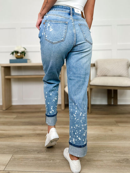 Judy Blue Jovie Mid-Rise Boyfriend Jeans - Medium Wash (Bleached, Distressed)