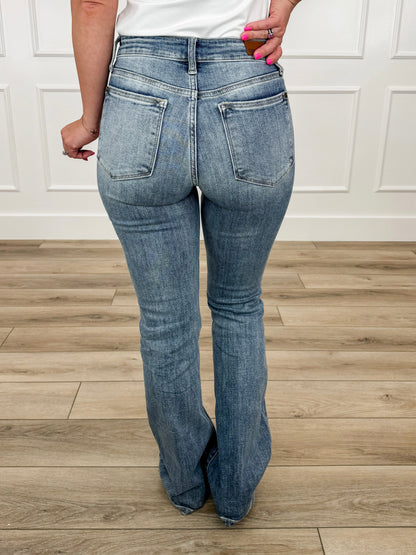 Judy Blue Clara Core Mid-Rise Bootcut Jeans - Light Wash (Non-Distressed)